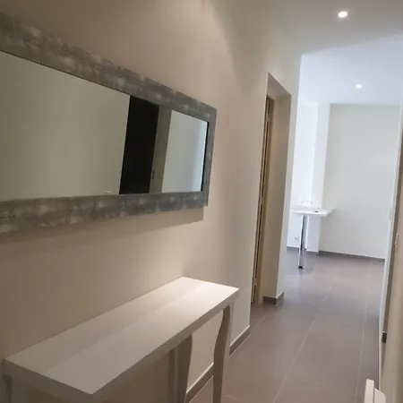 アパート Appartement Beausoleil ボーソレイユ